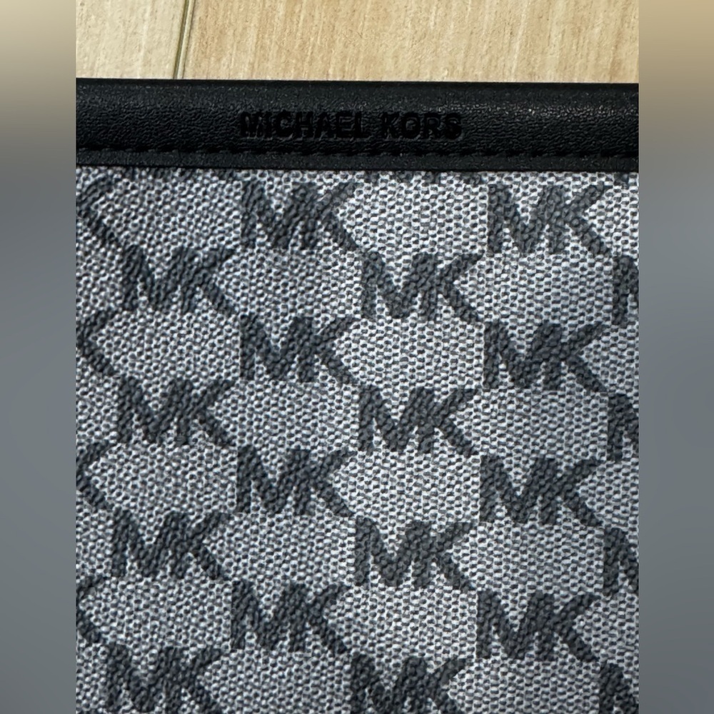 Michael Kors Gray Belt Bag - Picture 2 of 5